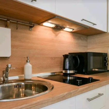 Lavender Apt. W. Balcony In Old Town Zadar