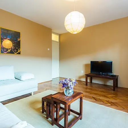 Lavender Apt. W. Balcony In Old Town Apartment Zadar
