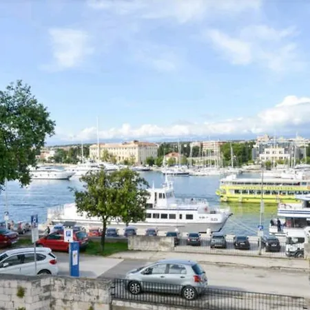 Appartamento Lavender Apt. W. Balcony In Old Town *